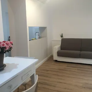 https://camilla-home-pigneto.it-romehotels.com